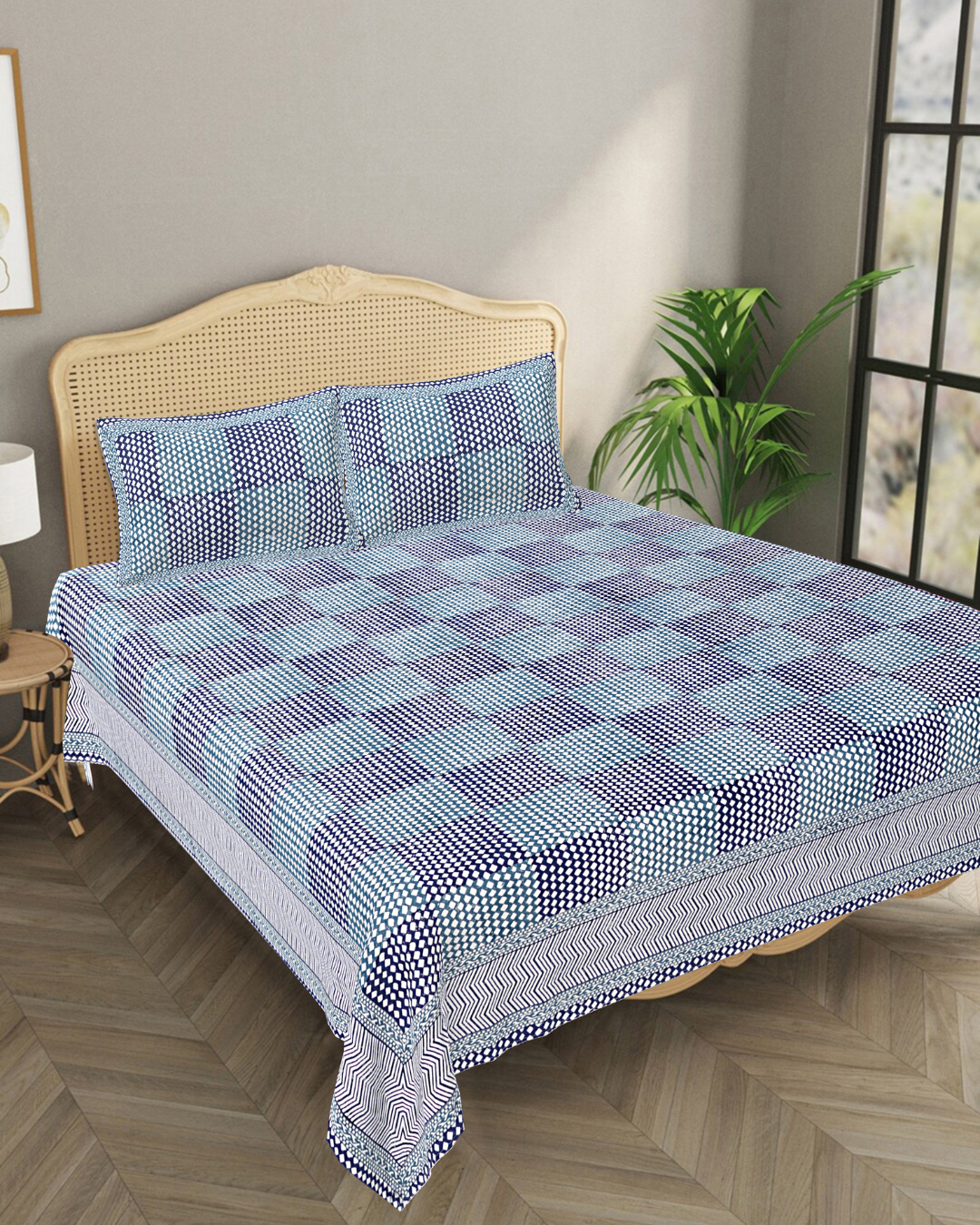 Marrakesh Bedsheet in Chevron Navy Blue