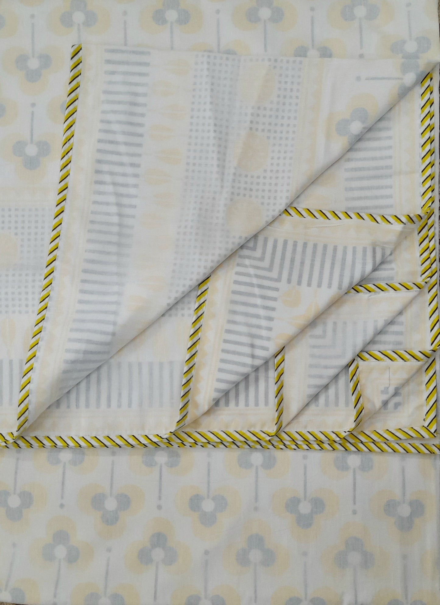 Dohar Flower Yellow