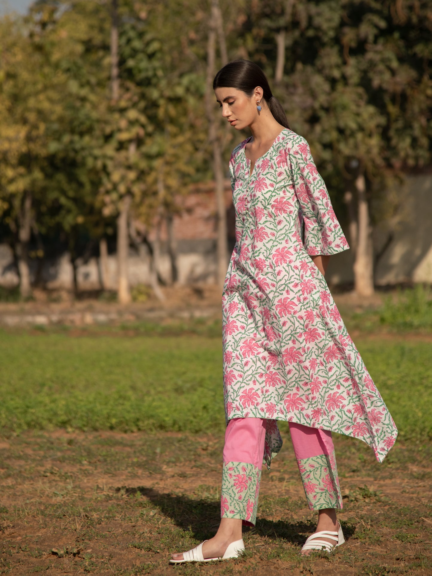 White Gardenia Kurta Set- White Pink Hand Block Printed Cotton Assymetrical Kurta With Pink Pants