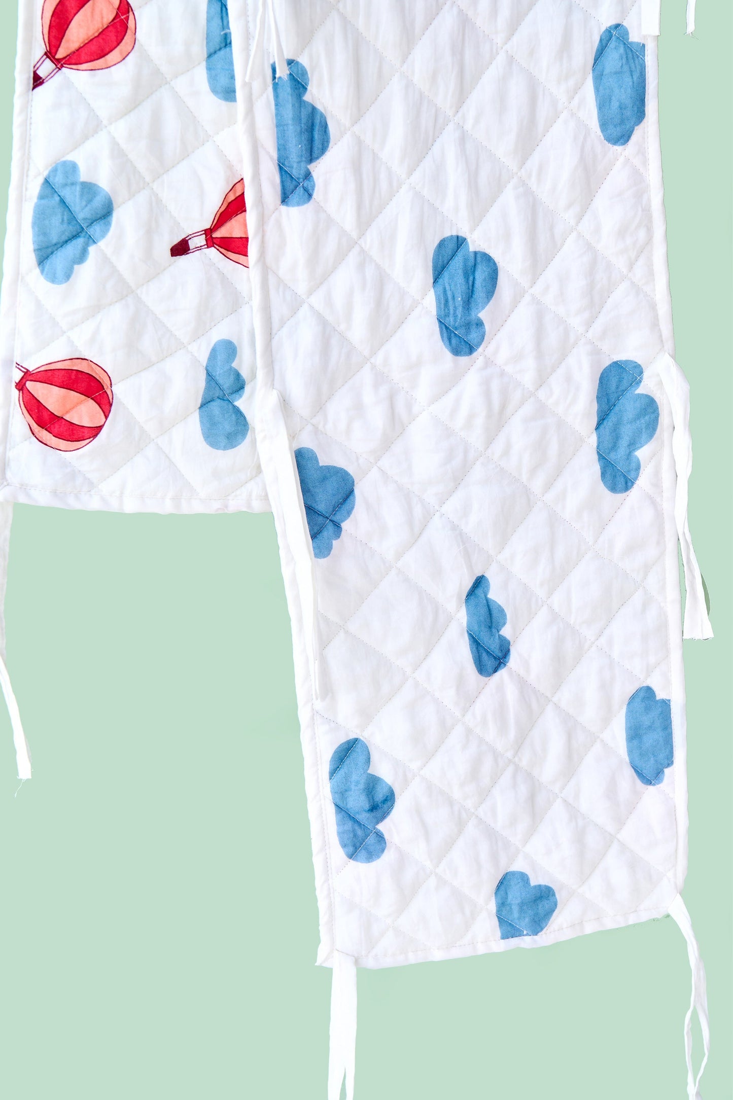 Reversible Muslin Baby Bedding Essentials Set in Hot Air Balloon And The Cloud Print
