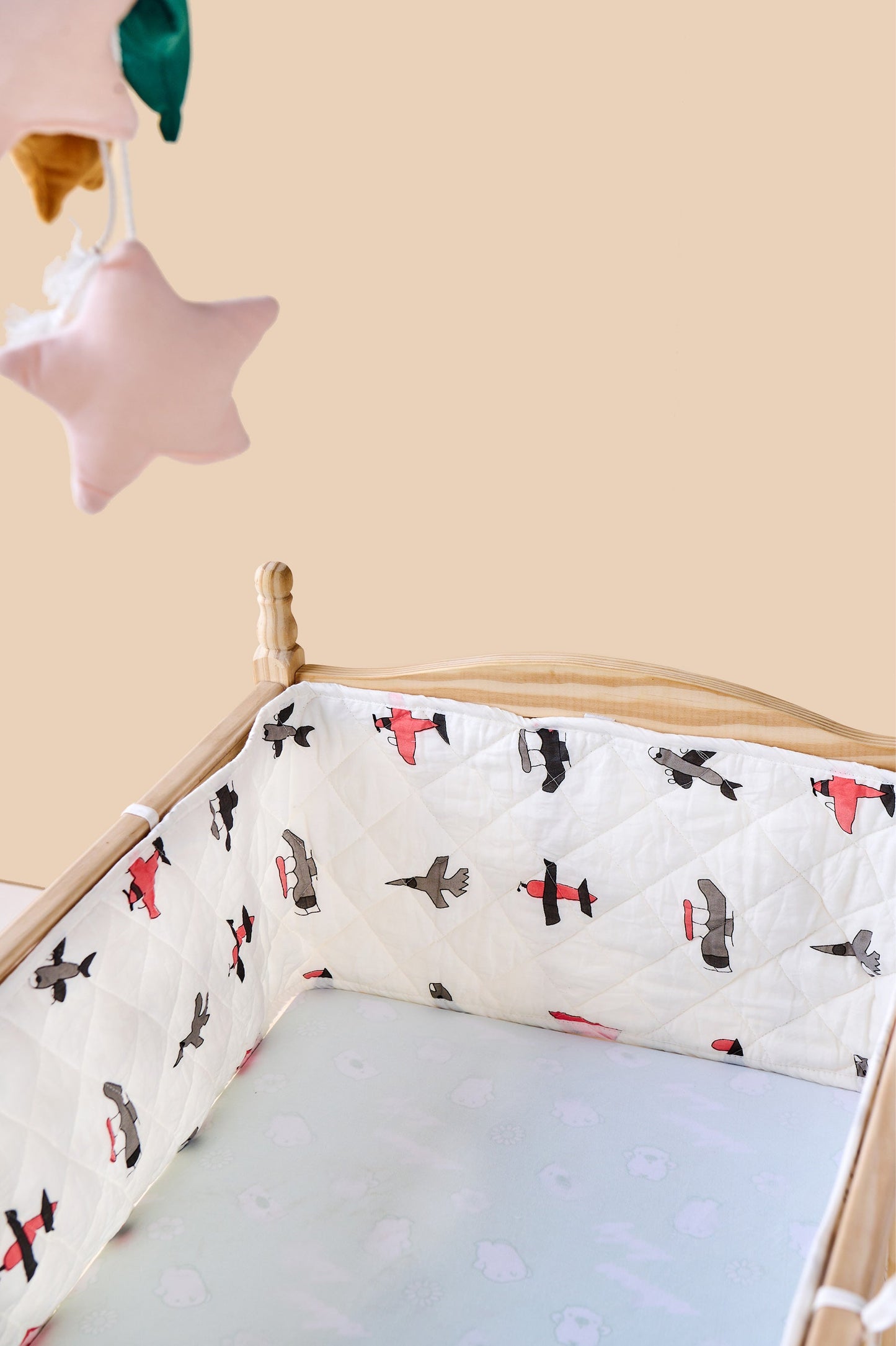 Reversible Muslin Baby Bed Bumper in Jet Plane Print